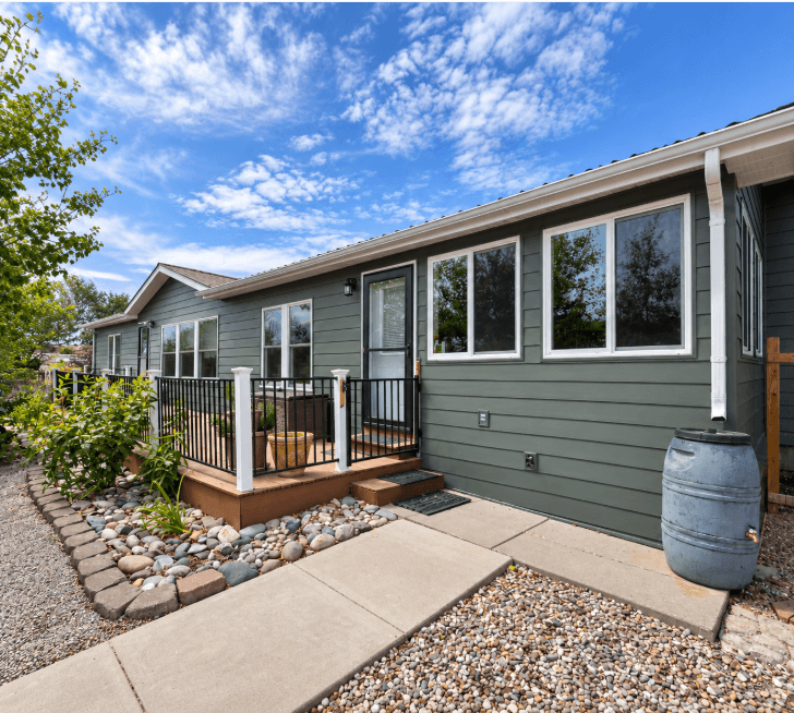 Moonlit Moss Siding Ranch — Siding project in Wyoming